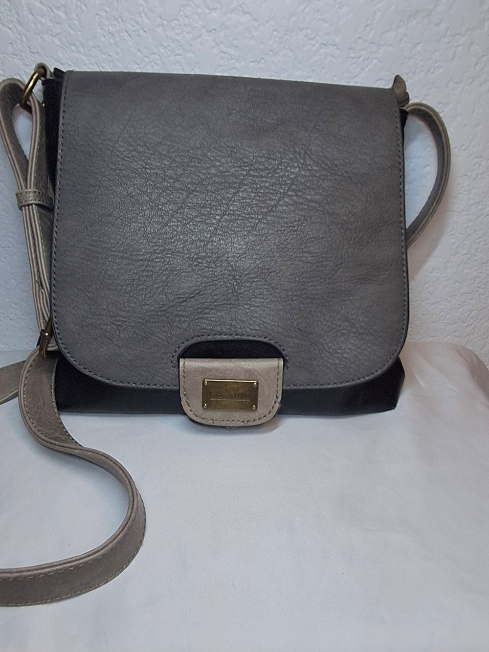 Liz Soto Vegan Leather "Amy" Crossbody Bag – Gray & Black Colorblock